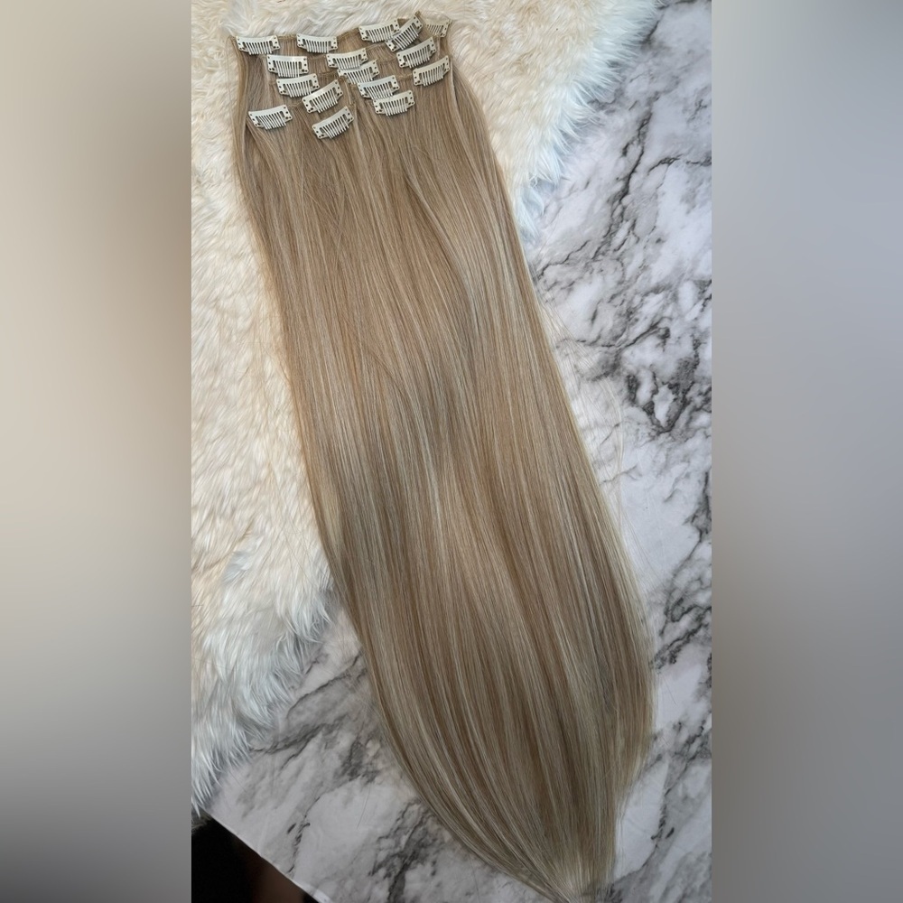 Human hair blend 24 in Blonde with Highlights Straight long Hair‎ Extensions - Picture 7 of 9